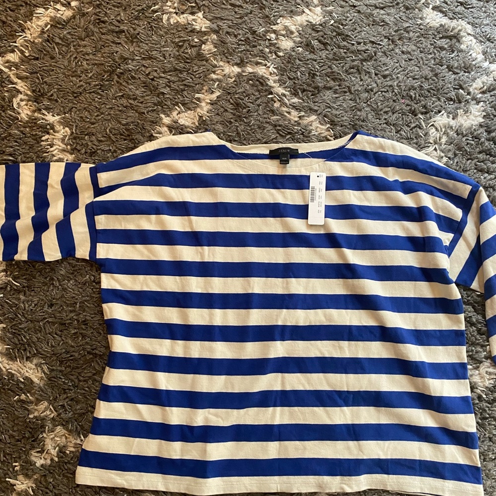 Boxy striped tshirt. Oversized